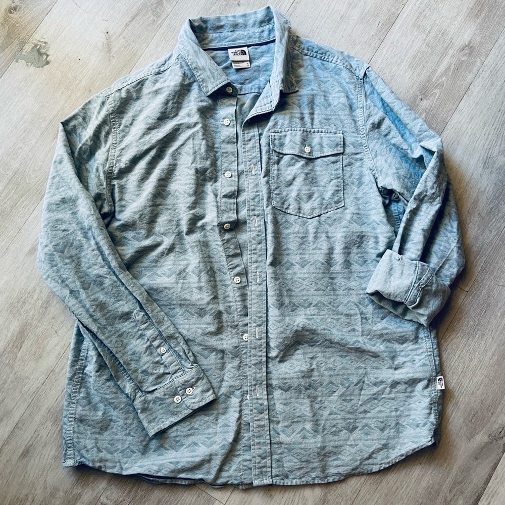 The North Face Mens Button Down Shirt Size XL